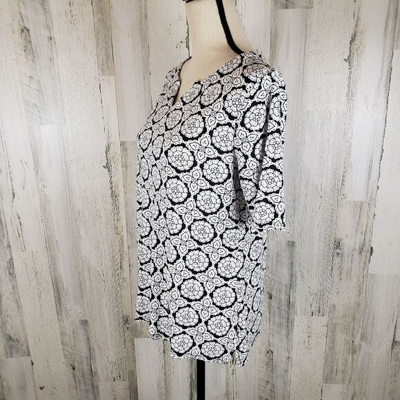 Croft & Barrow Medallion Print Tee Sz M - Picture 3 of 5